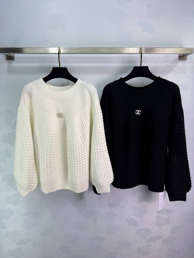 Ch*26 Early Spring New Hollow-Out Knit Sweater, made of soft wool for comfortabl