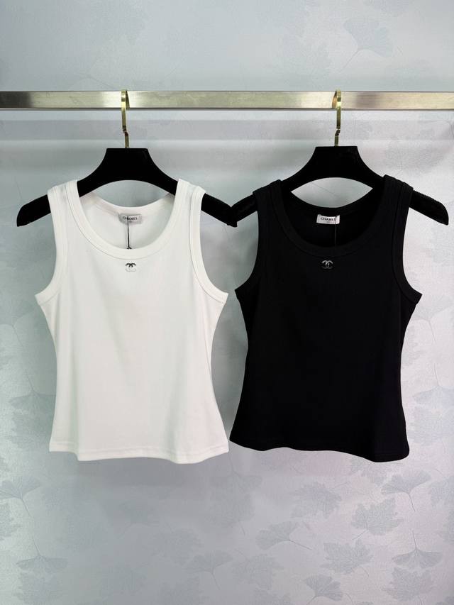 Ch*26 Early Spring New Knitted Vest, made of high-grammage knitted fabric, soft