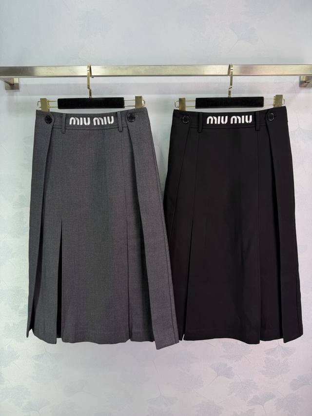Miumu*2026 Early Spring New Letter Logo Midi Pleated Skirt, Custom Made with Imp