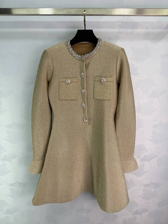 Se*26 Early Spring Collection Gold-Plated Chanel-Style Dress. Made of champagne