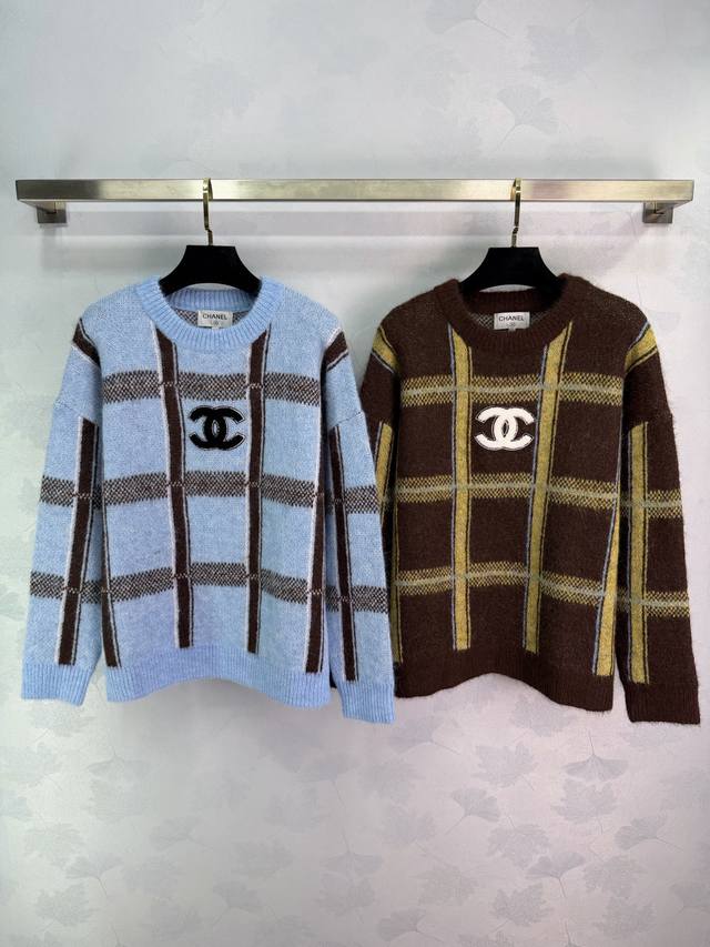 Ch* 2025 Autumn/Winter New Color-Blocked Plaid Pullover Long-Sleeve Sweater! Mad