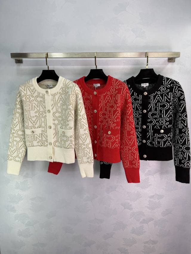 Ch* 2025 Autumn/Winter New Arrival: Letter Jacquard Crew Neck Knit Cardigan! Mad