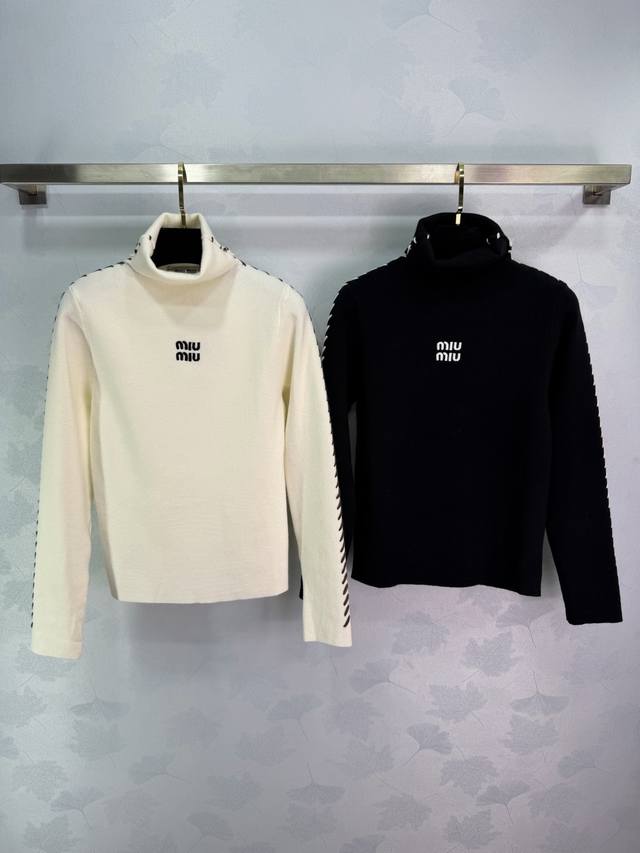 Miu*25 Autumn/Winter New High-Neck Knit Sweater. Soft knit fabric, comfortable a