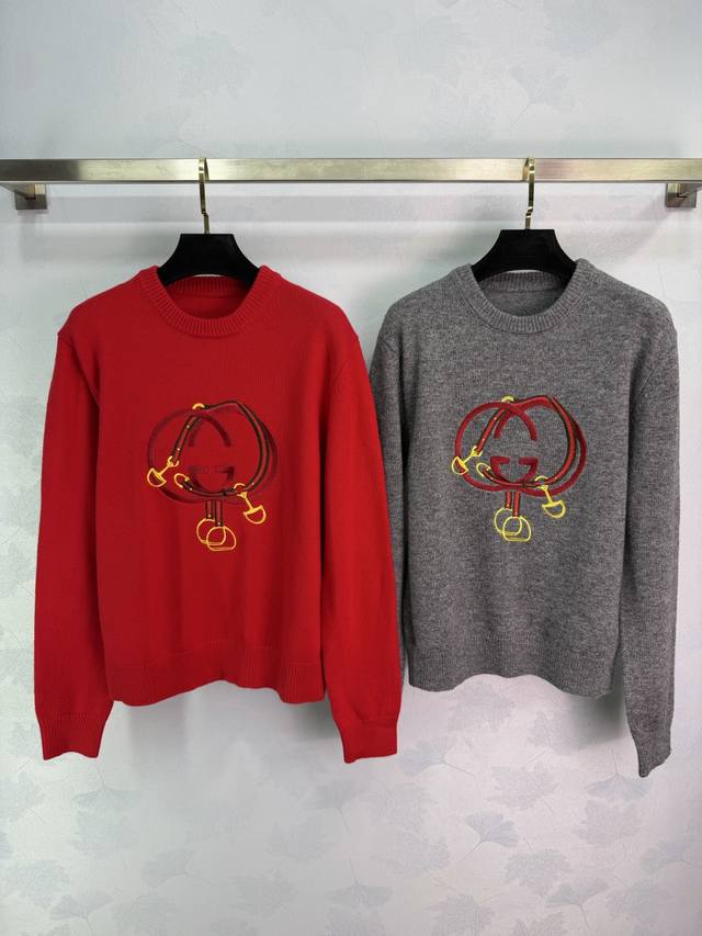 Gucc* 2026 Early Spring New Year's Embroidered Letter Logo Knit Sweater! A New Y