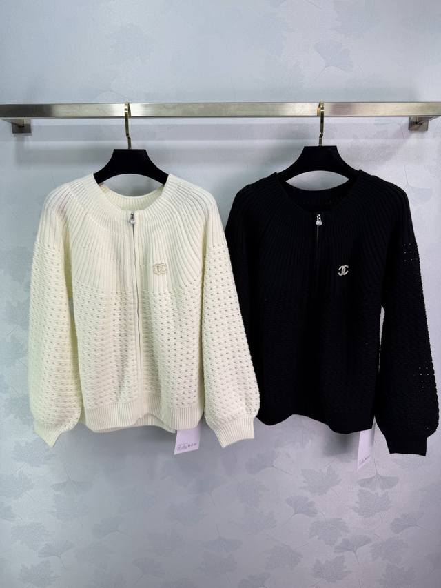 Ch*26 Early Spring New Hollow-Out Knit Cardigan. Made of soft wool, it's comfort