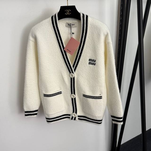 Style No. 20258440 Miumi*New Logo Embroidered Letter Color Block V-Neck Long-Sle