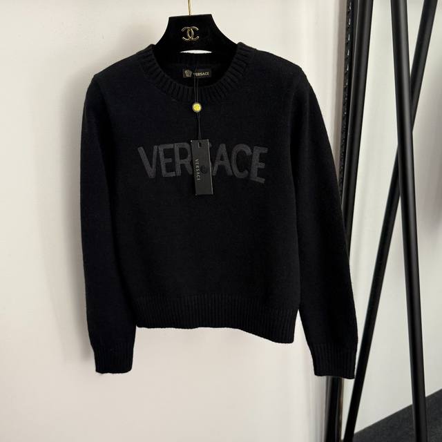 Style No. 20258414 Versac *New Logo Embroidered Letter Pullover Long-Sleeve Kni