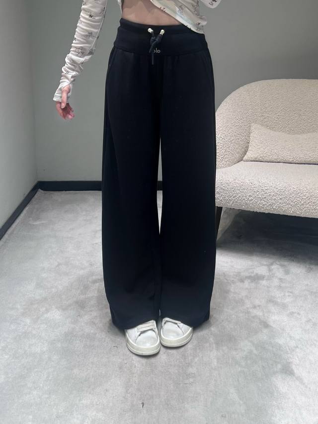 Al*O 2025 Autumn/Winter New Collection High-Waisted Wide-Leg Pants: The drawstri
