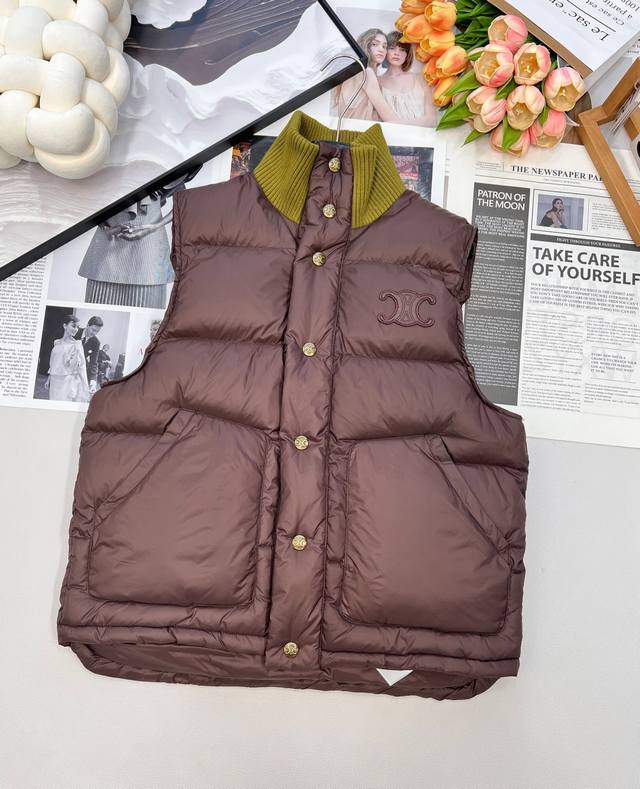 Celine 2025 New Ribbed Stand Collar Color-Blocked Cotton Vest. Made of custom Yb