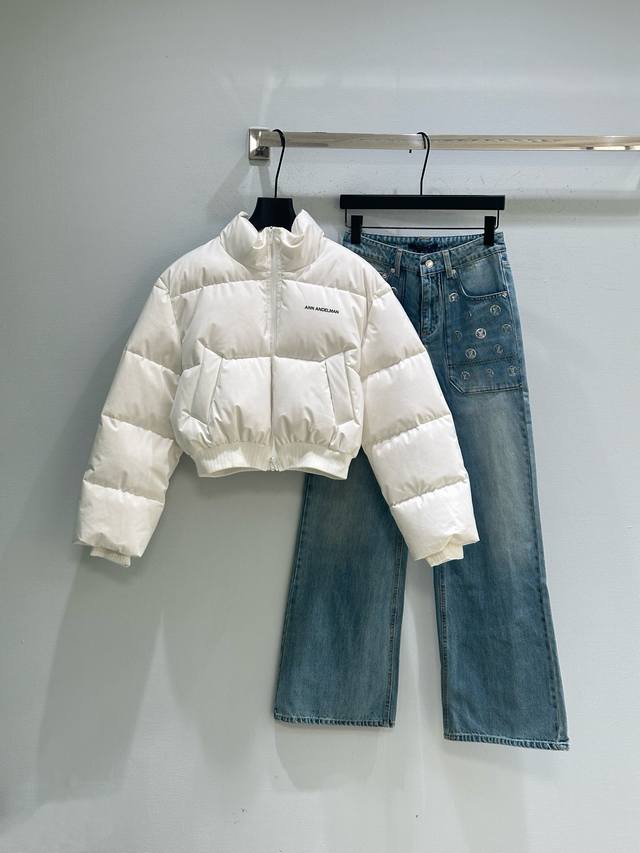 25Ss New Autumn Arrival! This short, stand-up collar down jacket is incredibly s