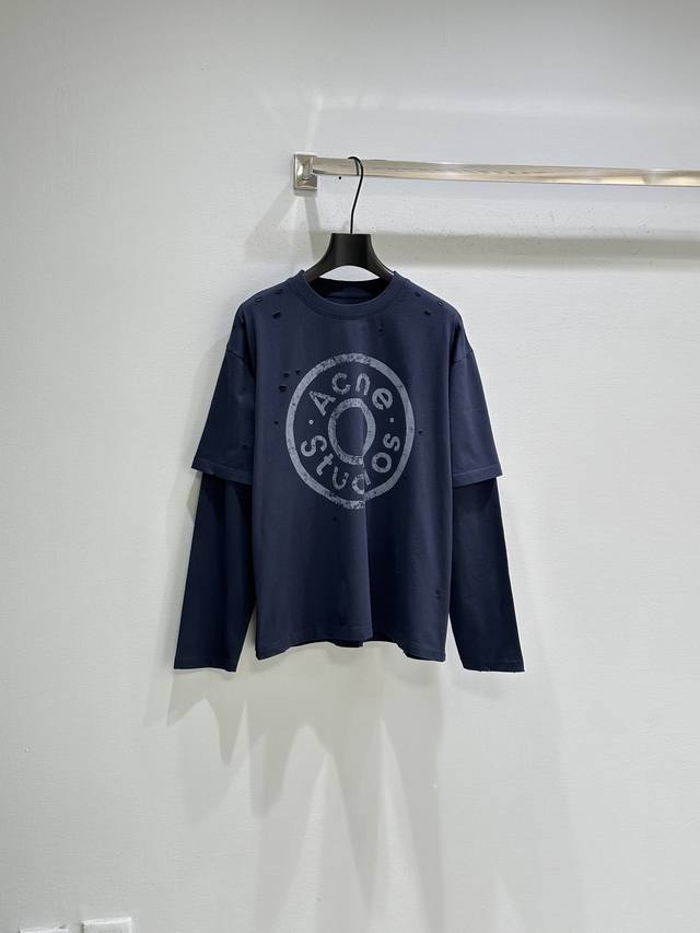26Ss Early Spring New Arrival! This long-sleeved crew neck T-shirt features a la
