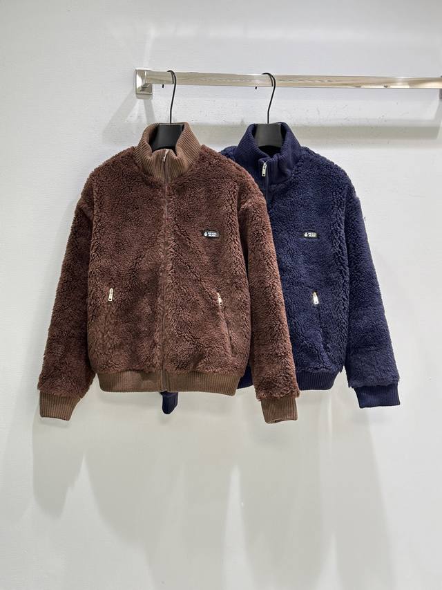 25Ss New Winter Arrival! Warmth and lightness reinterpreted with a Prad* style.