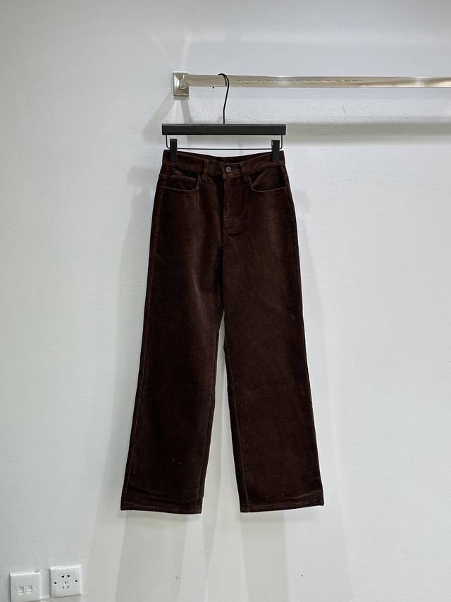 25Ss New Winter Arrival! These corduroy trousers evoke vintage aesthetics and me