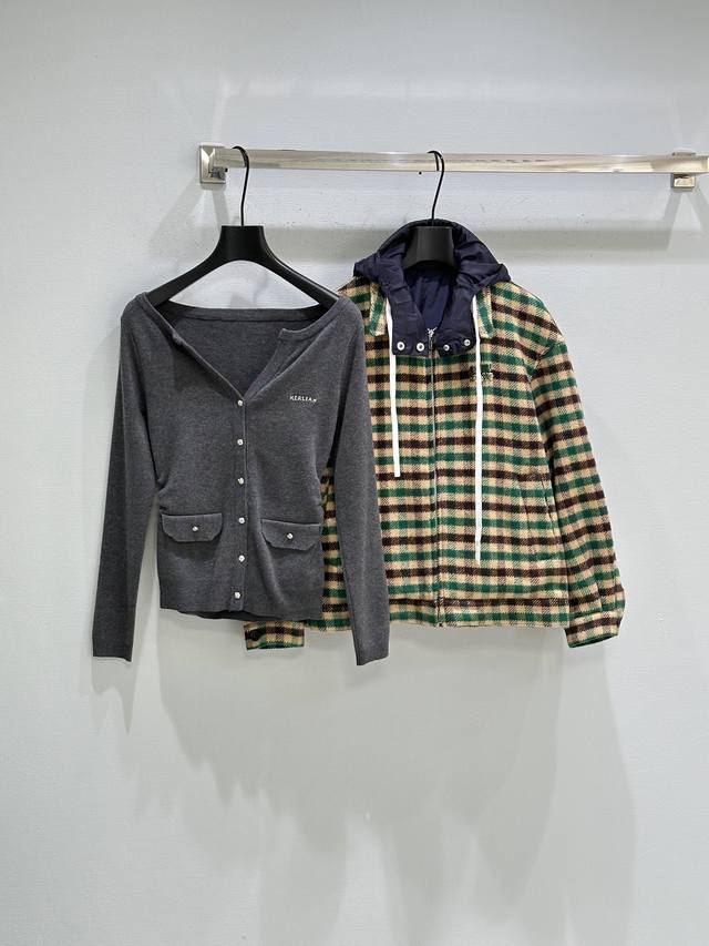 25Ss Autumn/Winter New Arrivals! The plaid coat exudes a retro vibe, with rich a