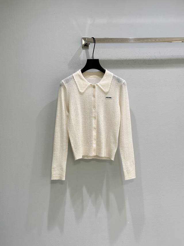 25Ss New Winter Arrival! White openwork knit cardigan, made of soft knit materia