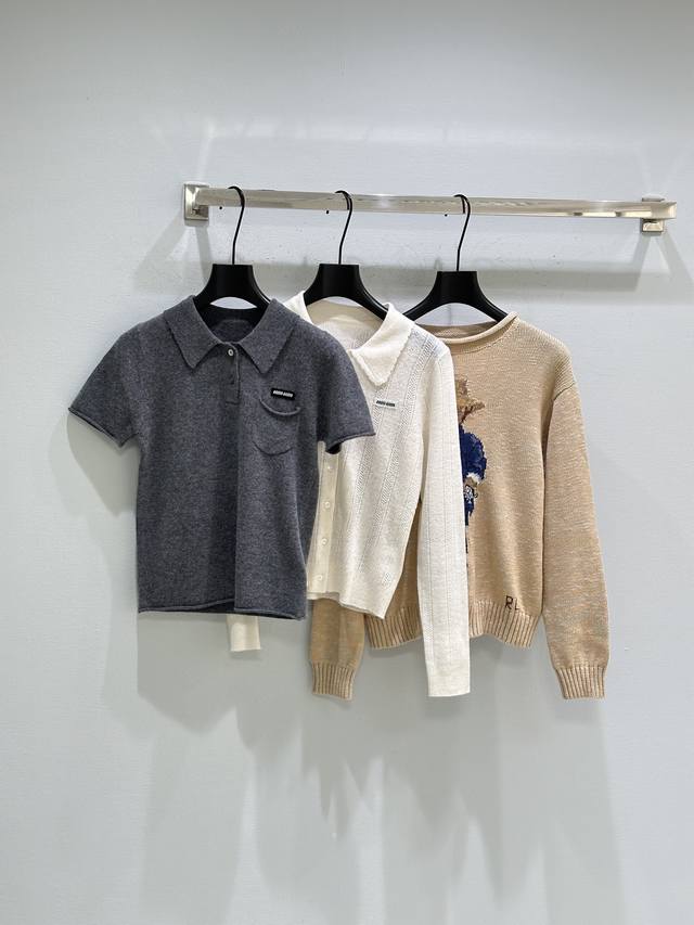 26Ss Early Spring New Arrival! Soft wool knit fabric adorned with embroidered br