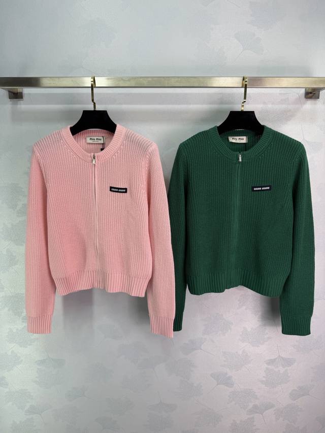 Miu*26 Early Spring New Zipper Knit Cardigan, Soft and Comfortable, Vertical Str