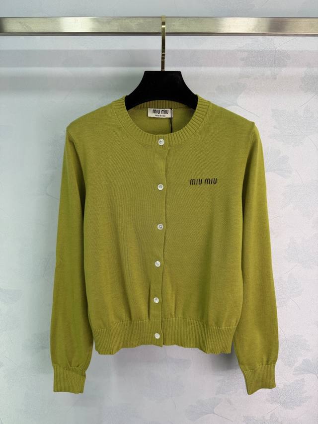 Miu*25 Autumn/Winter New Wool Knit Cardigan, avocado green for a sophisticated l
