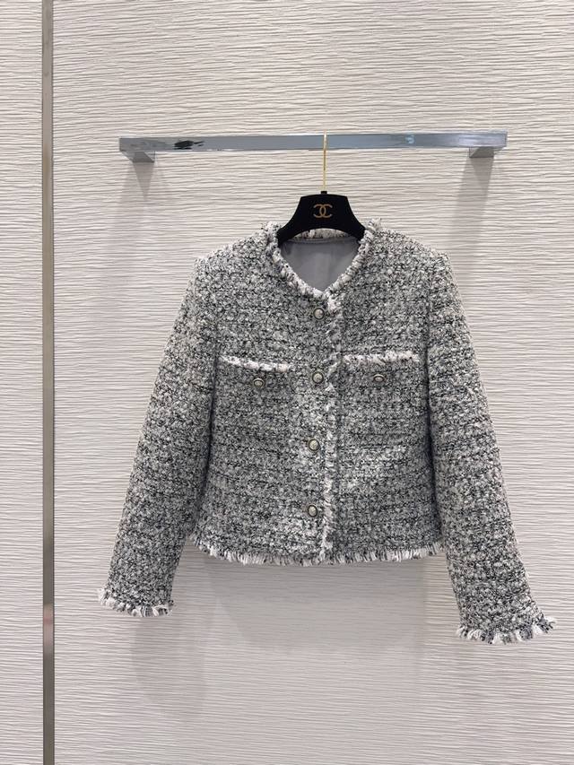 Chane* 2025Fw New Chanel-Style Classic French Coat, 30% Wool. I fell in love at