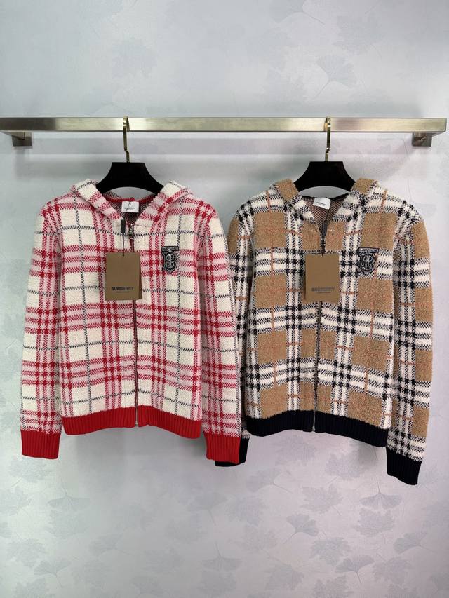 Bu*25 Autumn/Winter New Classic Plaid Knit Cardigan. Featuring a Scottish plaid