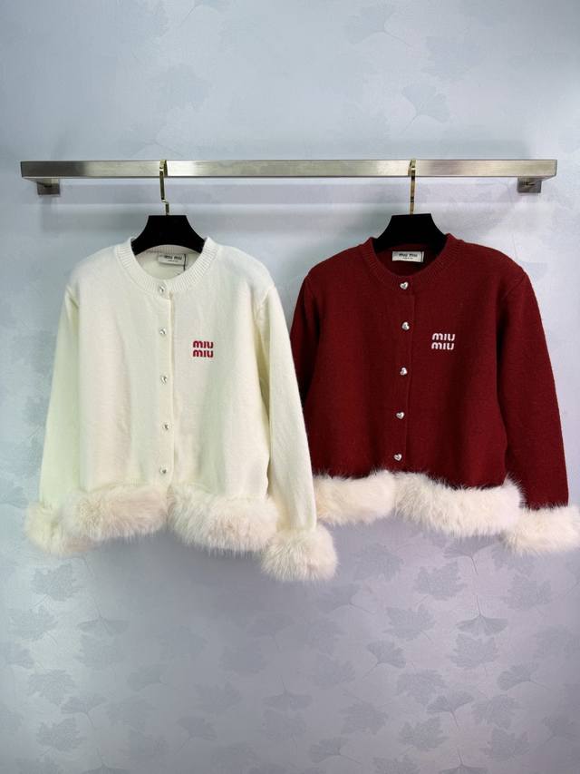 Miu*26 Early Spring New Arrival Frayed Edge Knit Cardigan. Soft knit fabric with