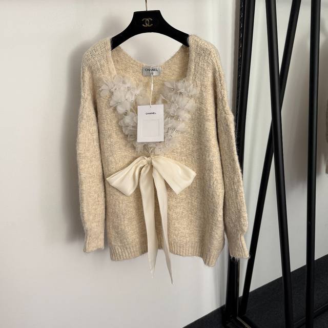 Style No. 20259285 Chanel*New Lazy Elegance Mesh Beaded Floral Bow V-Neck Long-S