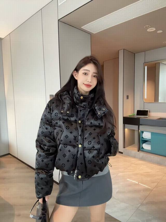 New Louis Vuitton (LV) custom-made premium satin flocked jacquard fabric, 90% g