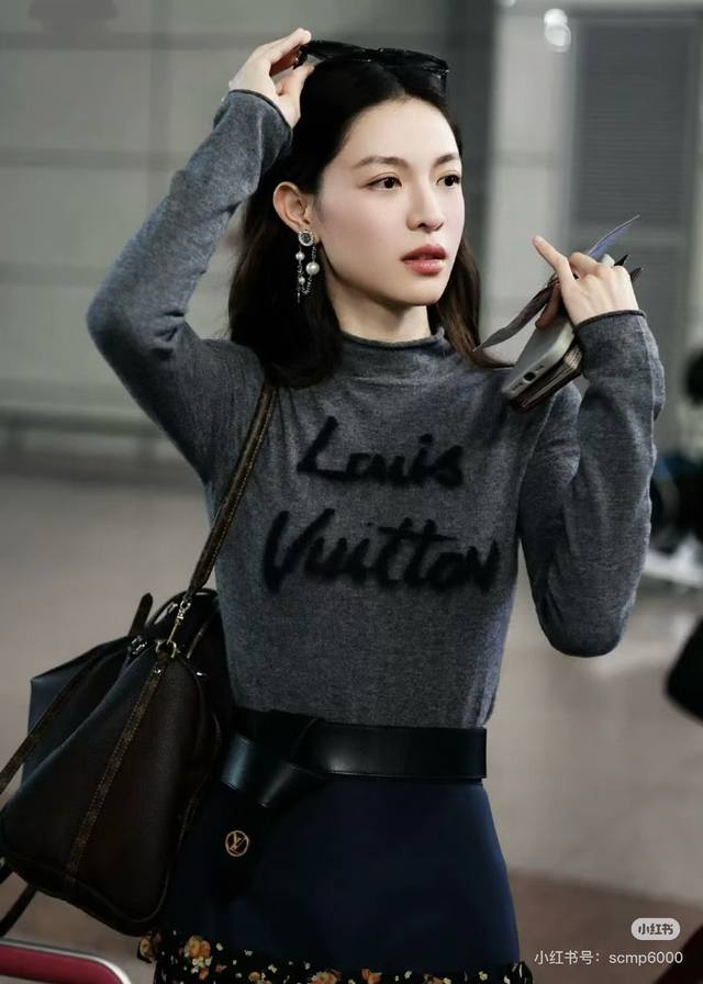 New Louis Vuitton (LV) high-end custom 100% wool yarn fabric, letter logo jacqu