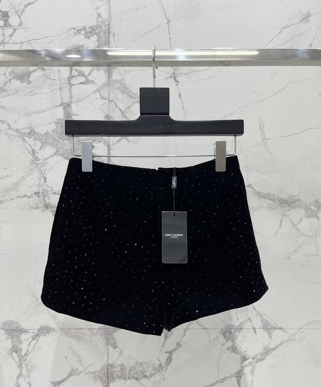 Velvet Meteor Shower Rhinestone Shorts * Sagrada Familia Shorts Versatile Fashi