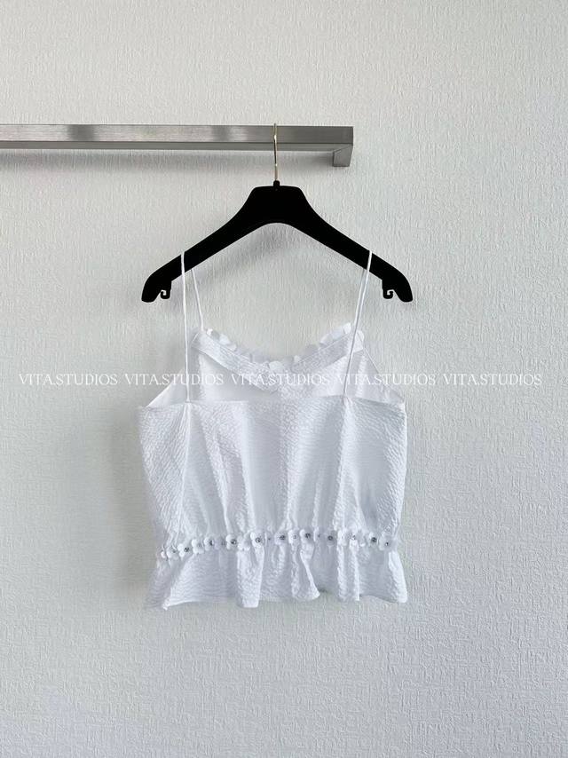 New Arrival Pre-sale Floral Camisole Made of 100% cotton fabric Soft white textu