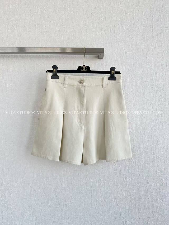 New Arrival Pre-sale Wide Pleated Casual Shorts Selected high-quality blended fa