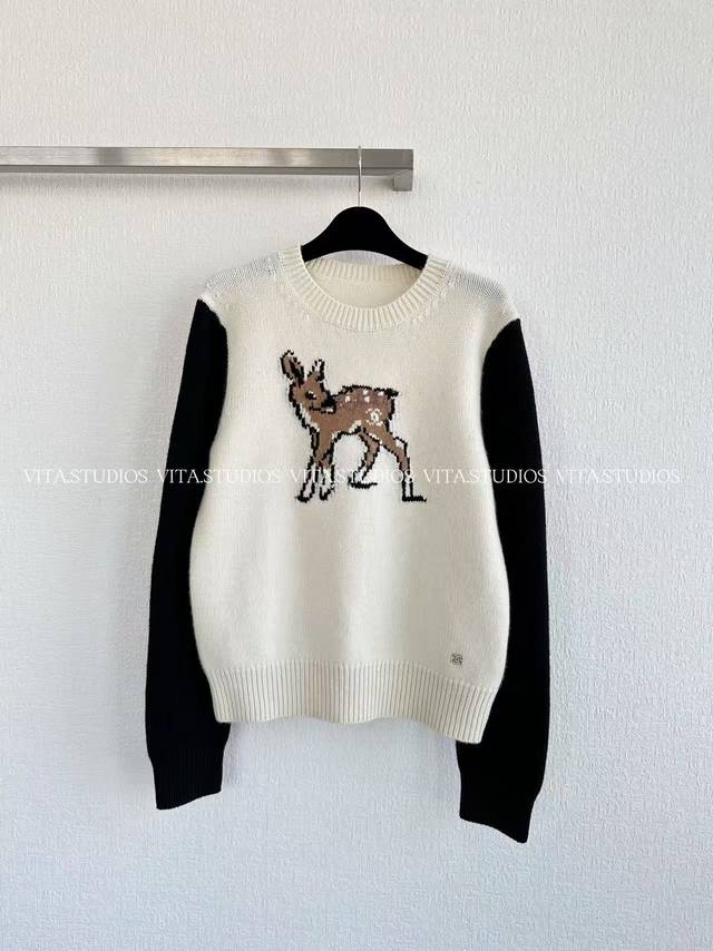 Hot Item In Stock Deer Long-Sleeve Sweater Made of wool and cashmere blend fabri