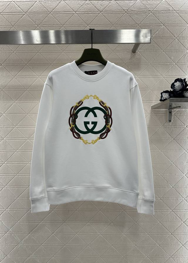 Gucc*2026 New Arrival New Year Crew Neck Embroidered Logo Sweatshirt New Year Se