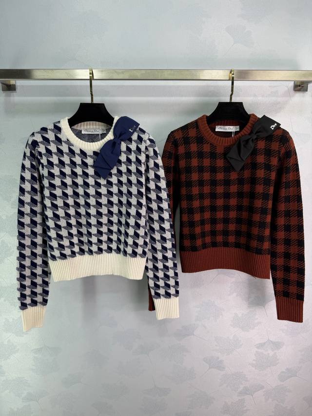 Dio*26 Early Spring New Knit Sweater. Made with classic houndstooth knit fabric,