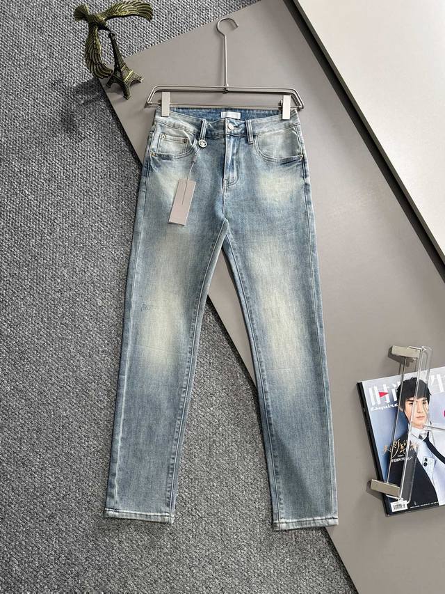 Dior 2025 All-Season New Slim Fit Jeans, made from imported Japanese Denim plai