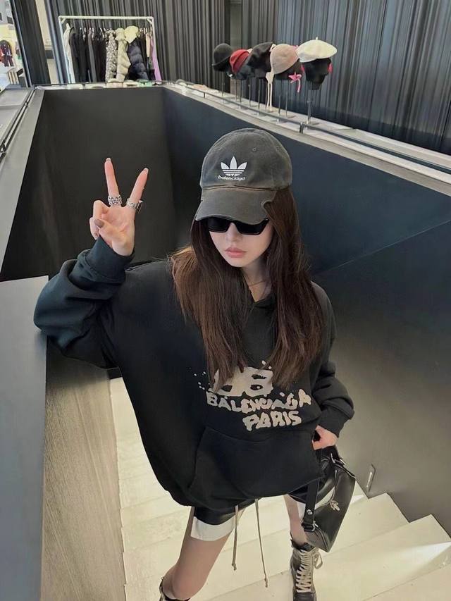 Special Offer Stock: Black Xs 7 S 2 DDD Balenciaga 23Ss Ink Graffiti Ripped Hood