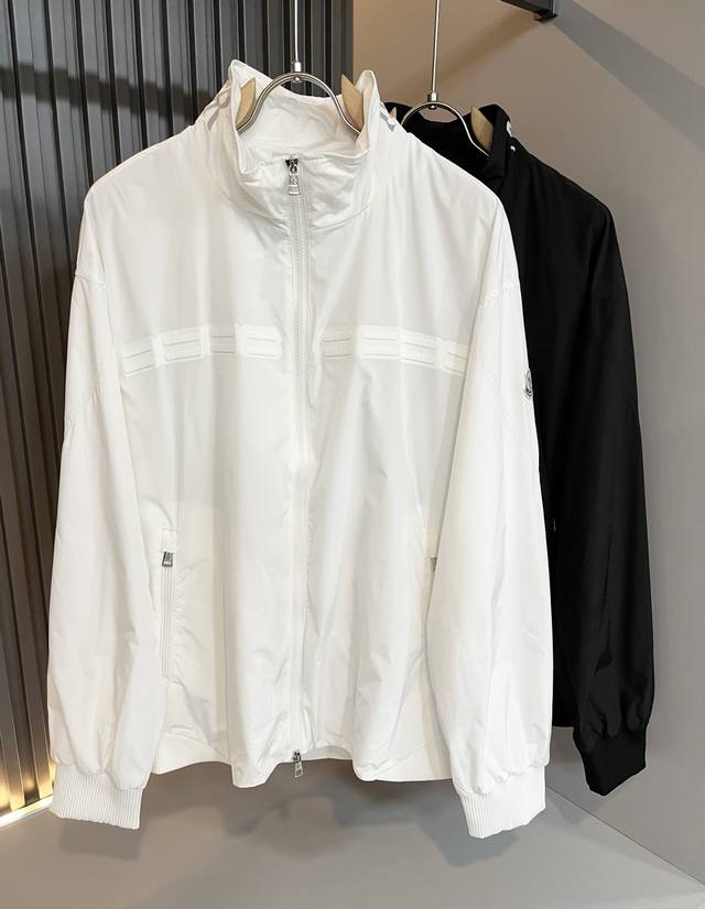 Returns and exchanges supported after the Chinese New Year. Monc*Ler 2025 Autum