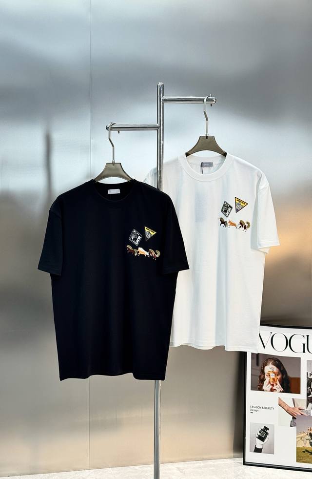 Dior 26S New Embroidered Horse T-Shirt. Unisex Dior clothing features an embroid