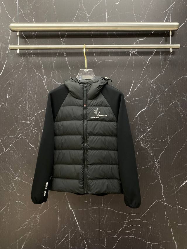 Returns and exchanges supported after the Chinese New Year. Moncler Fw 2025 New