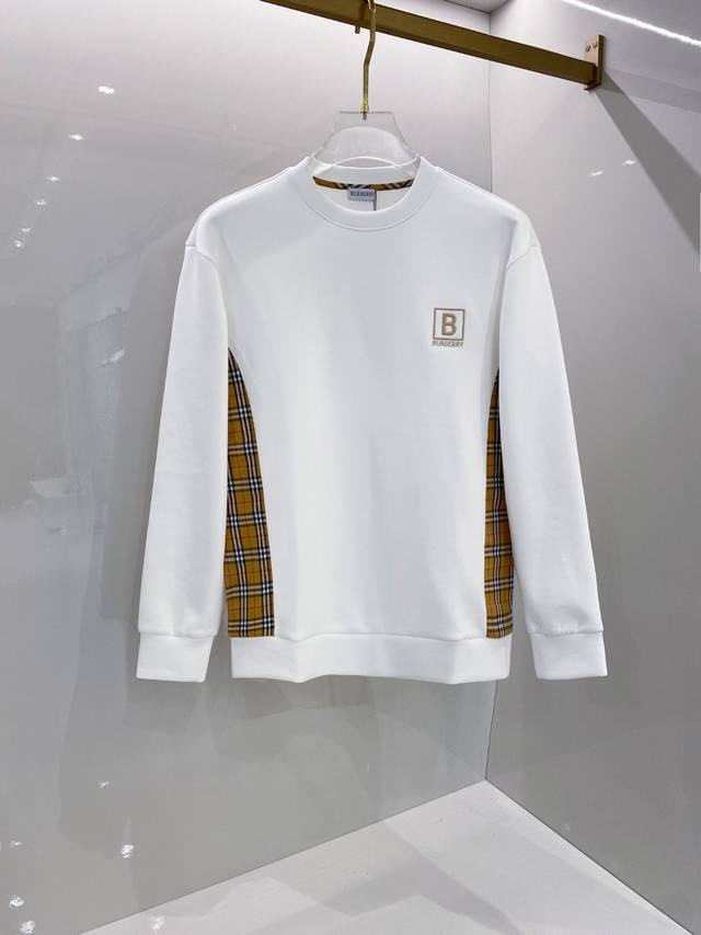 Supports returns and exchanges after the New Year - Burberry# 25 Autumn/Winter 8