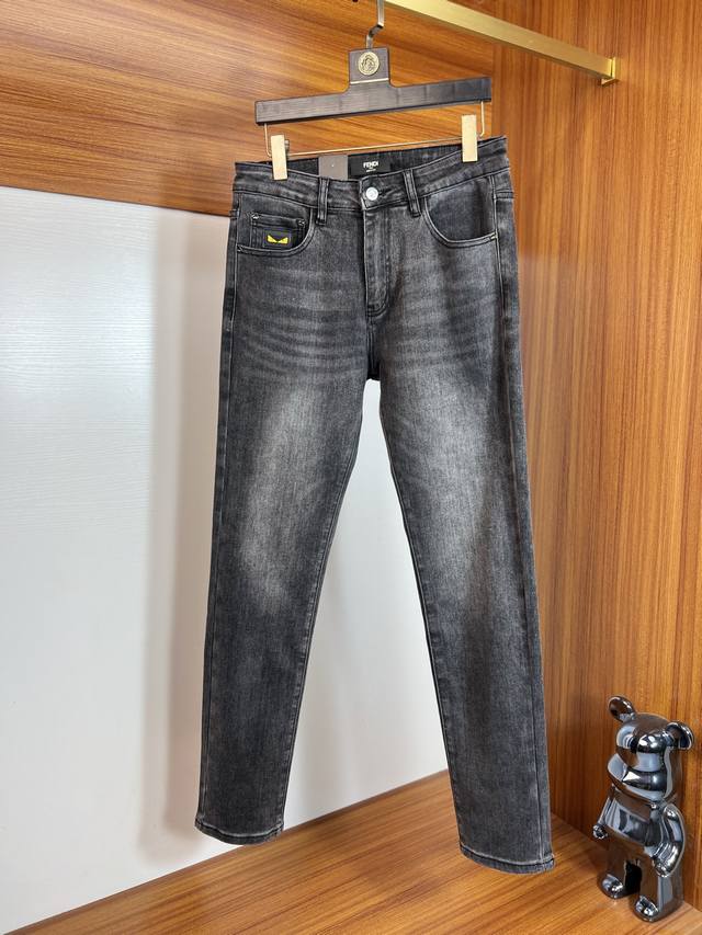 Fendi 2025 Fall/Winter New Arrival Jeans - Complete with All Labels, Great Deal
