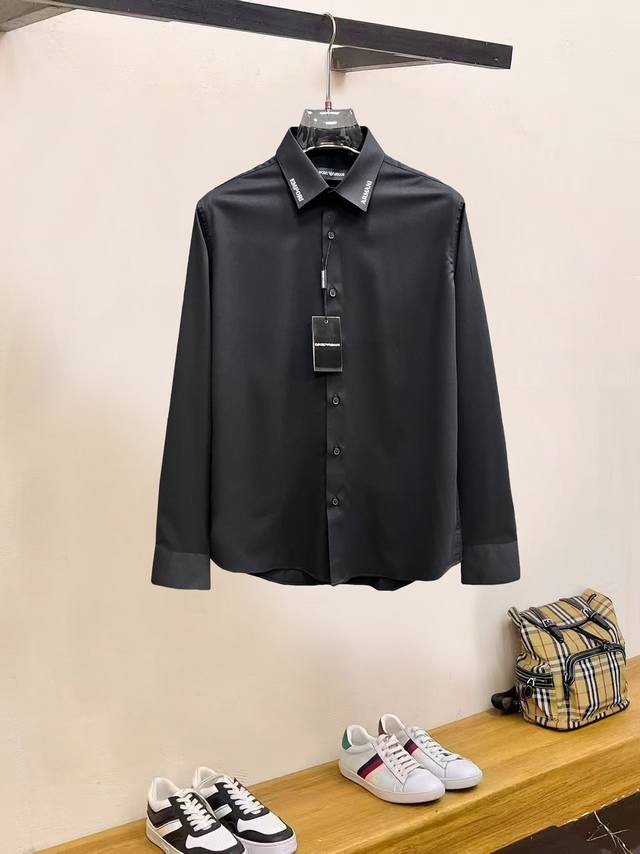 Returns and exchanges accepted until next year. A fall/winter bestseller, Arman