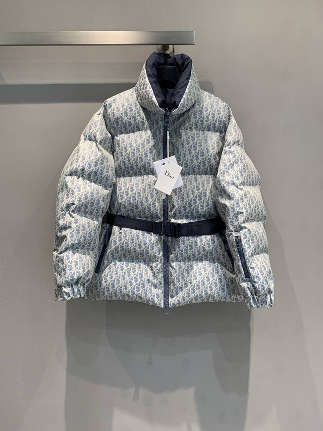 New Arrival! Cd 2025 Autumn/Winter Alps Ski Series Stand Collar Slim Waist Monog