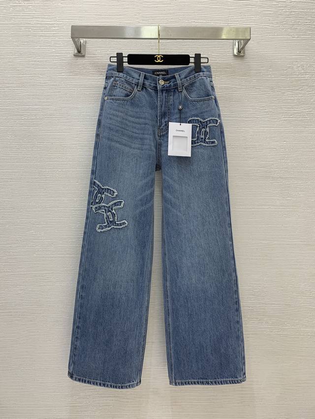 Chanel New High-End Custom Washed Denim Cotton Wide-Leg Jeans with Double C Appl