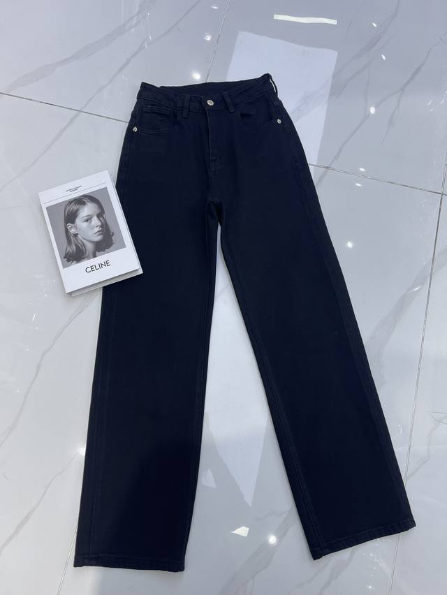 Detailed Photos Chane Leather Pocket Straight Leg Pants Straight leg, slim fit,